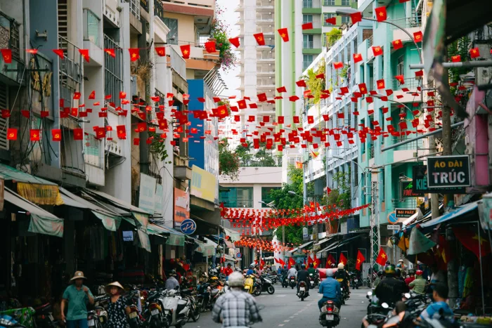 Chùm ảnh: 30/4 chưa đến, TP.HCM đã lặng lẽ khoe vẻ đẹp tự hào của tháng Tư
