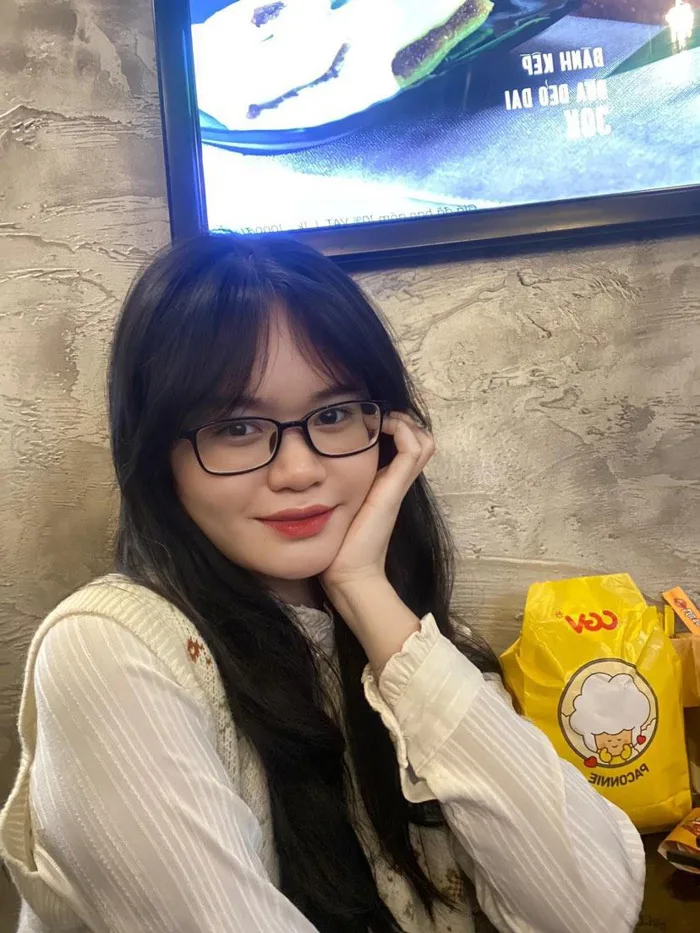 Cô bạn vẽ tranh chì màu nhóm BLACKPINK đẹp như thật