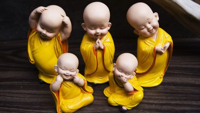 Tổng hợp những hình nền chú tiểu đẹp nhất