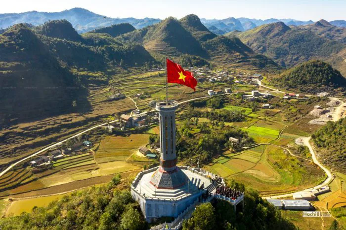 Những lá cờ Việt Nam - Hachi8Media