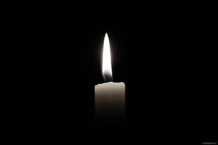 38 ảnh buồn đám tang - Ảnh nến, ảnh hoa làm avatar cover